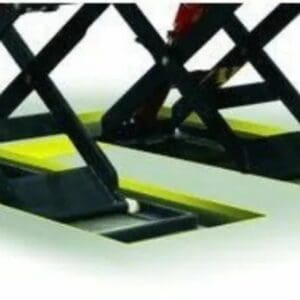 Recessed scissor car lift in garage floor